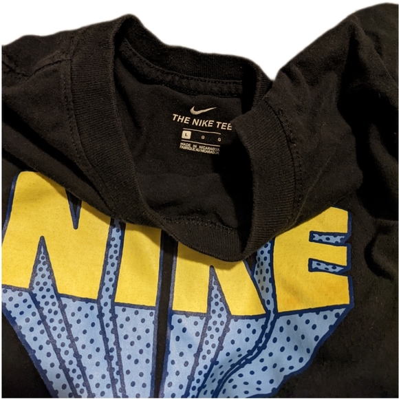 3/$30 Nike T-Shirt - Picture 3 of 3